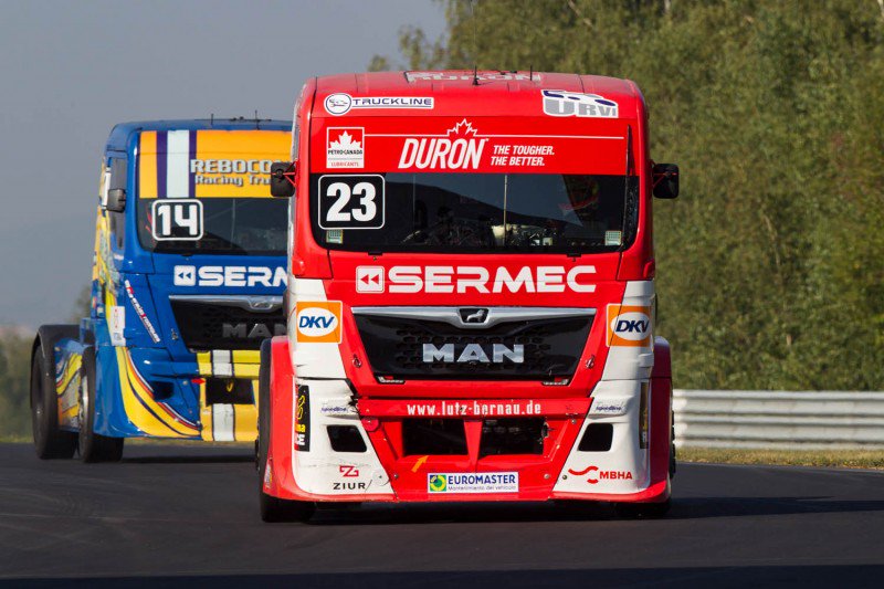 MatraxRacing's tweet photo. #ETRC | Races No. 3 & 4 of @FIA_ETRC´s 6th round were cancelled due to heavy rain on Sunday at #AutodromMost. A day before, #ReneReinert took🏆of R. 2 over #AntonioAlbacete & #AdamLacko, as #JochenHahn won R. 1 from #AdamLacko & #StephanieHalm.
🎥 https://t.co/kr8Bony05E
📷 ETRC https://t.co/s8bwWlaXSg