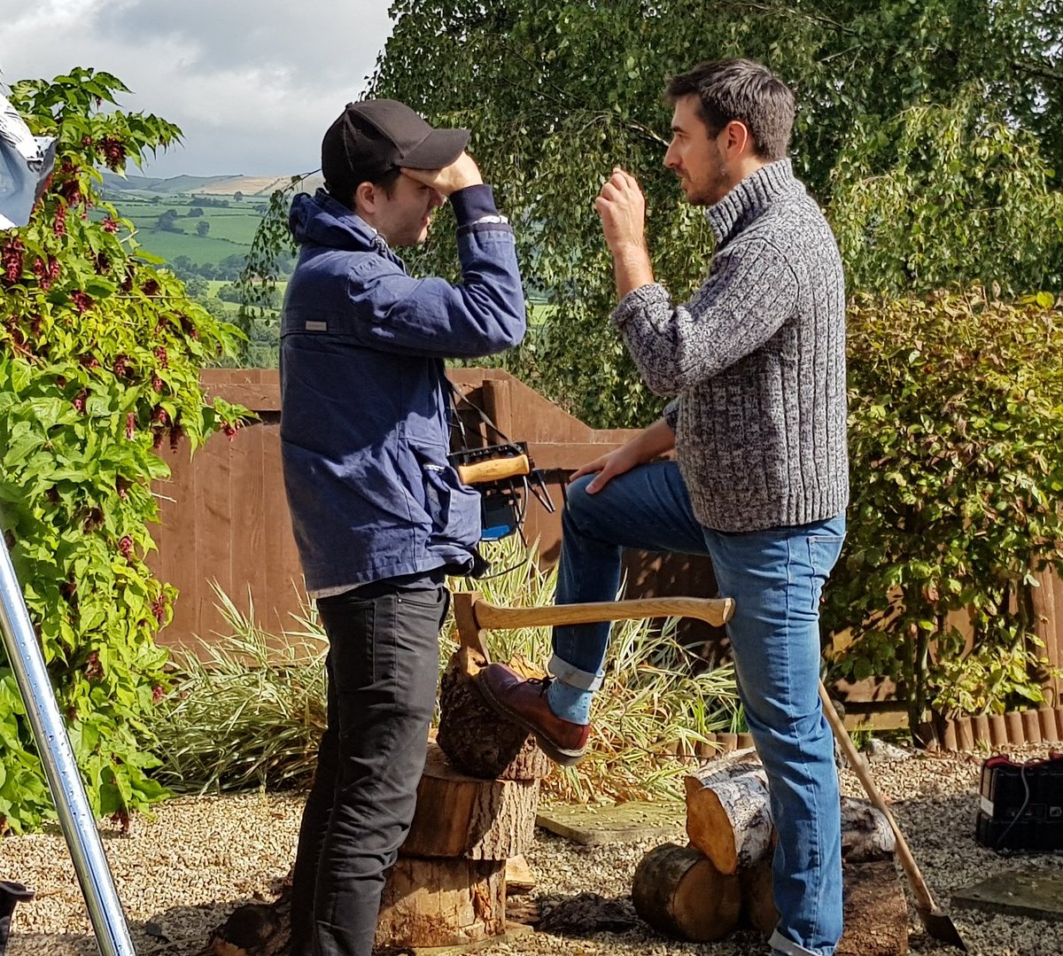 Caption this 🪓 
#HereWeAreShort