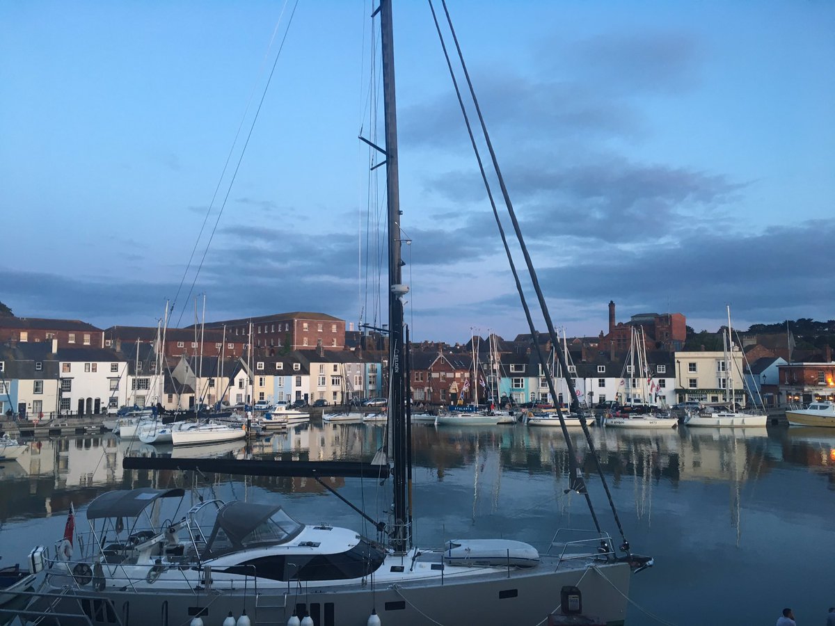 Our favourite time of year, early autumn. Perfect for a #holiday #getaway. Check our website for up to date availability and ask us about special offers.