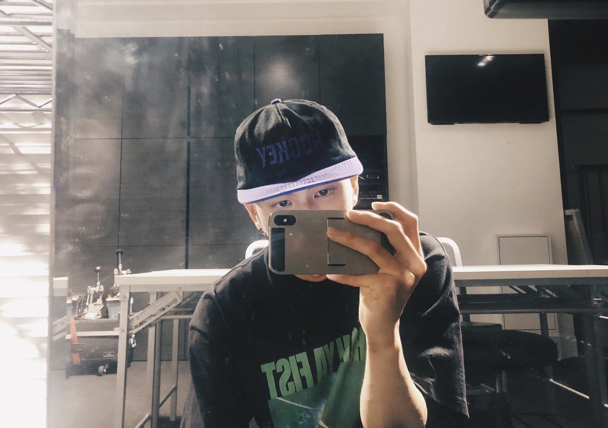 The Rampage Official 長谷川慎です Youtubeドラマ 主人公 この後18 00 遂に初回配信です 皆さん是非是非ご覧下さい T Co Oyb8nmdevz Indiez Km Indiez 主人公 T Co E5nnfow0ml Twitter