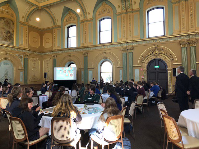 Mental health, education and better training pathways were just some of  the issues presented by secondary school students to the Greater Bendigo Economic Strategy Steering Commiittee at the Town Hall today.
 
For more details, please visit bendigo.vic.gov.au/economic