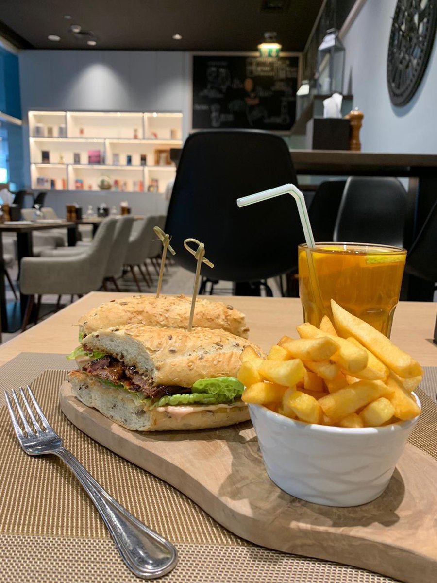 What's for lunch? Gourmet treats are waiting for you at our lobby-level restocafe Zuri &amp; Go