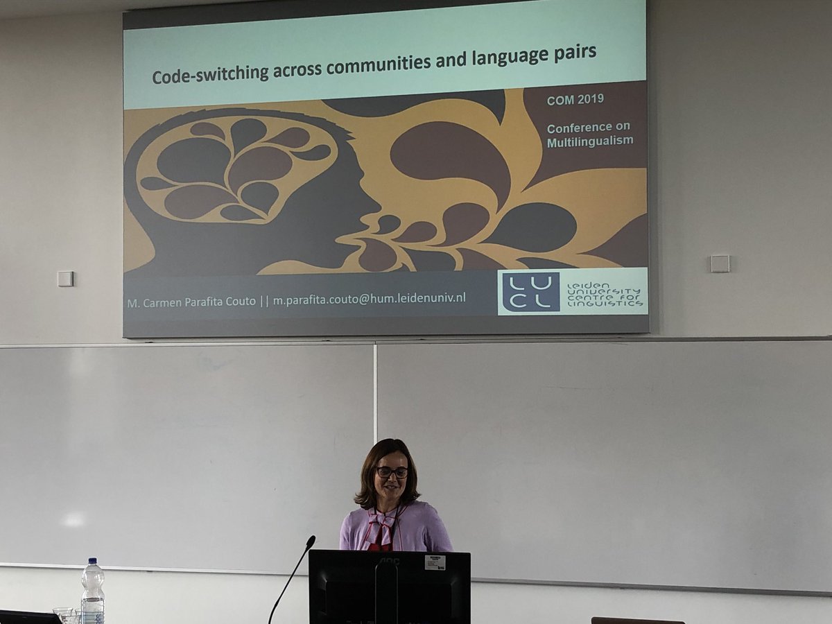ludoserratrice's tweet photo. @parafitacouto starting her keynote #COM2019 https://t.co/SWzykB9SfX