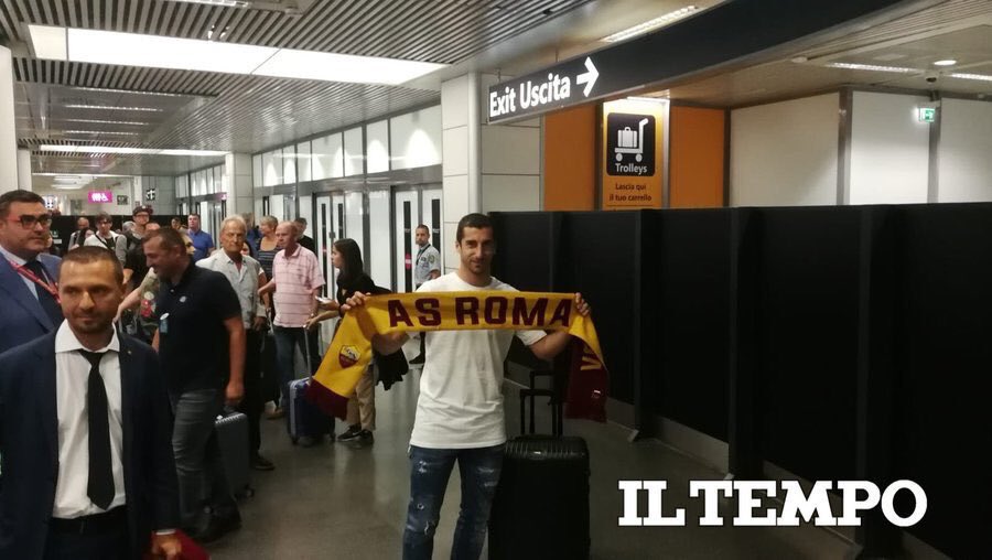 DeadlineDayLive's tweet photo. Henrikh Mkhitaryan has arrived in Rome to complete his move to Roma. (Source: Il Tempo) https://t.co/MSvHJuOvmf