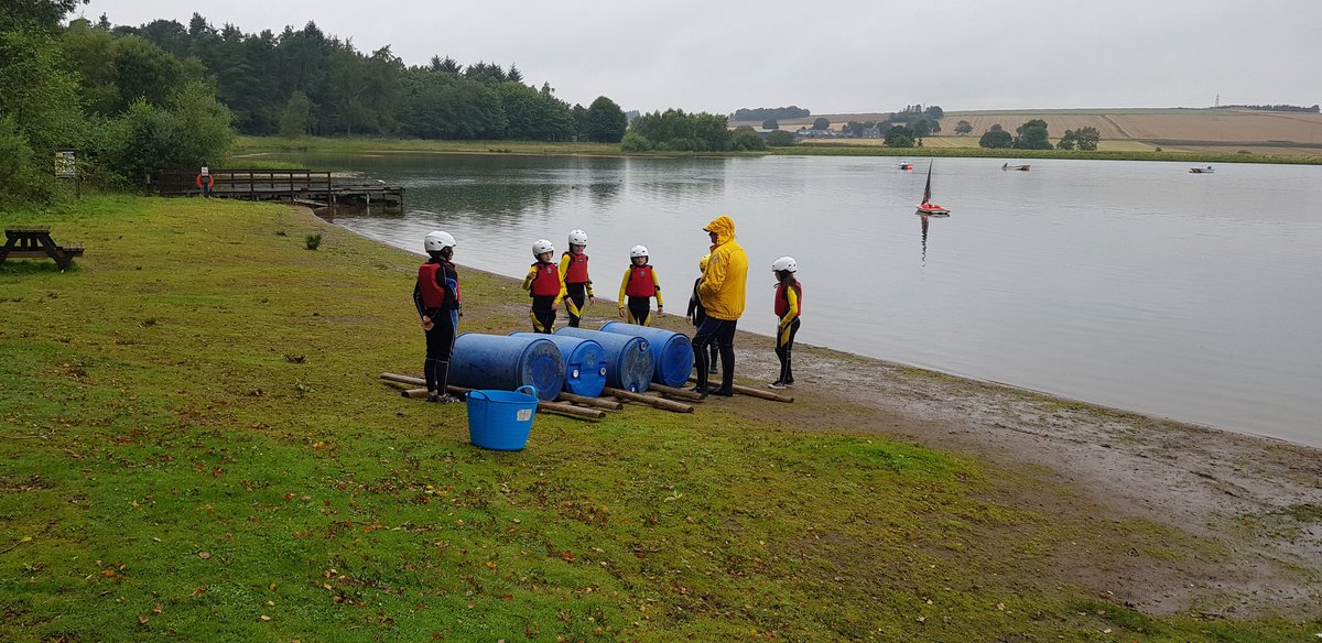 NewbiggingPS's tweet image. Our last session of #ourdooreducation at Monikie park today. We're learning lots of #STEM! Thanks to Gavin and Bryan for 3 excellent sessions. #growthmindset #buoyancy #experientiallearning #archimedesprinciple