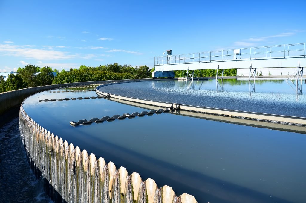 nwg_tws's tweet photo. Ensuring liquid waste is dealt with safely, sustainably and cost effectively is a major responsibility for businesses. Our sewage treatment centre in the north east is industry leading in its sustainable approach to waste treatment.
#tankering #sustainable https://t.co/6RbPdh1gSQ
