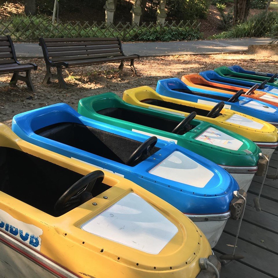 Nanteshype's tweet photo. #Nantes. La piste de bobsleigh pour les enfants a rouvert au parc de Procé mercredi 28 août. Personne n’a répondu à l’appel d’offres, la Ville a décidé de le racheter. https://t.co/8vxgdhEw6v via @presseocean #babybob https://t.co/AVkmick5jE