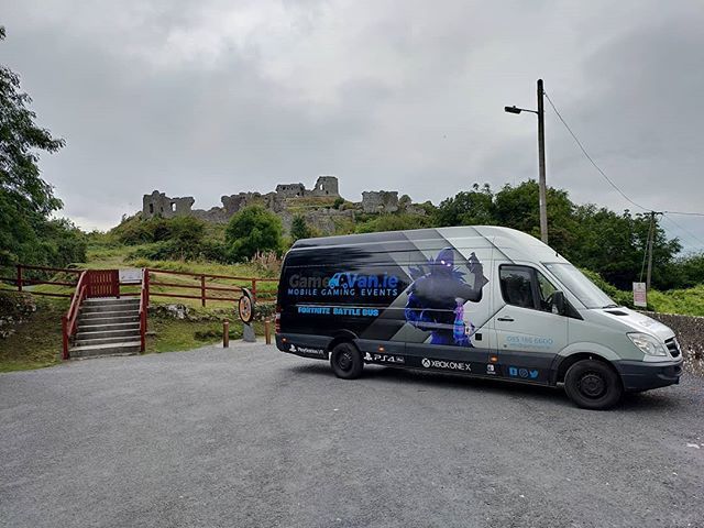 GameVanIE's tweet photo. We got to do some sightseeing last weekend between bookings at The Rock of Dunamase Castle in Co. Laois.
#gamevan #gamevanie #gamevanireland
#gamevans #gamingvan
#mobilegamingevents
#irelandsbiggestgamevan
#dunamase #portlaoise #laois #ireland https://t.co/PTtp8QBa1D https://t.co/BxGzVcQXLn