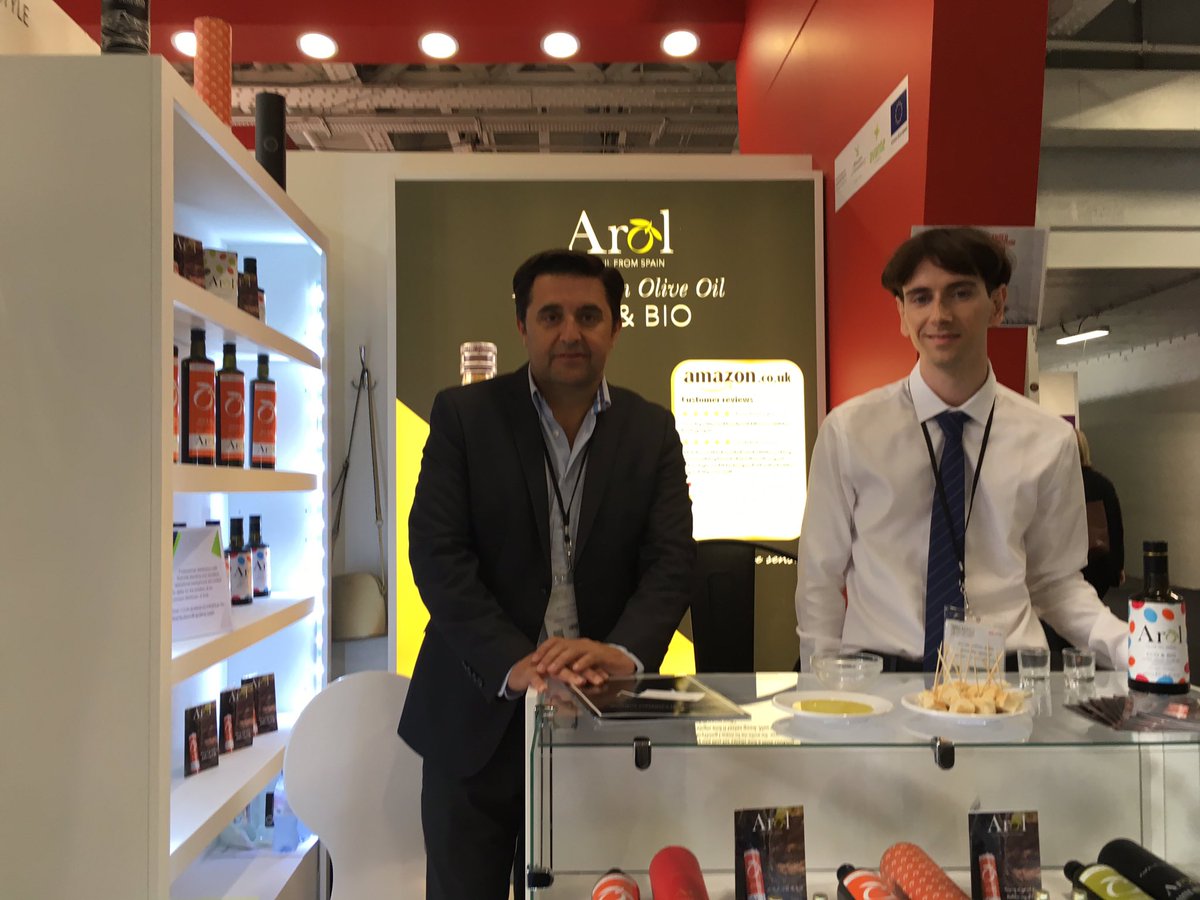 AgriculturaUK's tweet photo. Lovely day visiting Spanish food and drink producers at @olympia_london. Thank you @esFIAB for organising it! https://t.co/AHnuJrn7H7