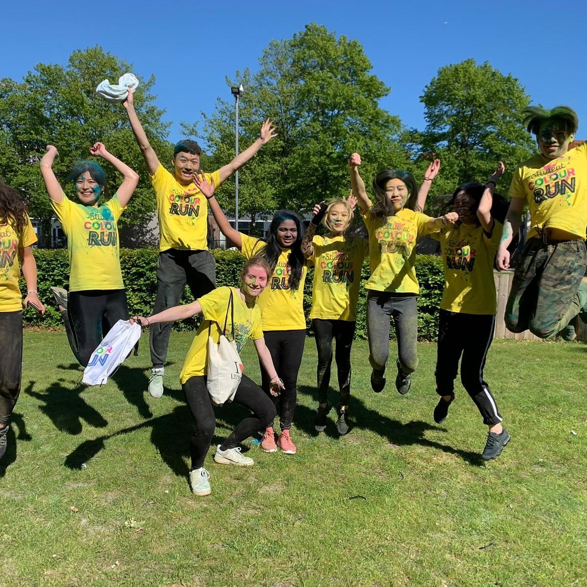 shghhhu's tweet photo. Sheffield, The Party Run needs you 🙂🎉

Want to have a fun day, add something interesting to your CV and get a free shirt?
🏆🏃🏃‍♀️

Then why not volunteer with us? get in touch at sheffield@studentcolour.co.uk

#partyrun #Sheffield #sheffieldhallam #sheffielduni #mondaymotivation https://t.co/NjoAJdZD4v