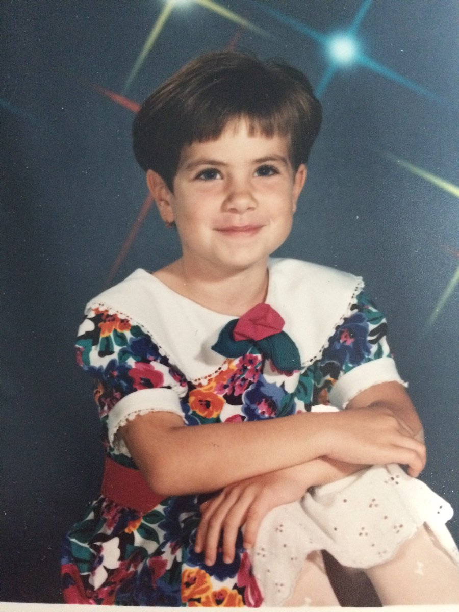 MsHBurgess's tweet photo. Kindergarten picture from @MCKSmithBennett in @HaltonDSB for the #firstdayphotochallenge with
@wrdsb.
One of two days a year I had to wear a dress! https://t.co/WT5YzVsUYq