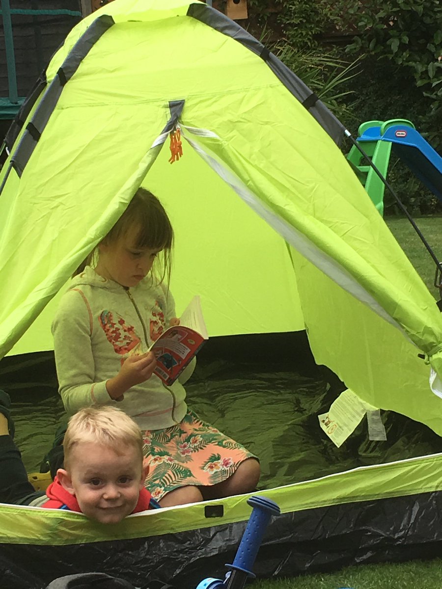 HelksVicky's tweet photo. #MNASummerReadingBingo  reading in a tent https://t.co/00AUNso3Vt
