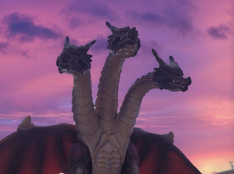 GojiFranklin123's tweet photo. The harbinger of death! デスギドラ The Desghidorah or Death Ghidorah!
#ゴジラ #godzilla #gojira #godzillakingofthemonsters #godzillamovie #desghidorah #deathghidorah #bandai #ghidorah #kingghidorah #mothra #rebirthofmothra #mothraleo #theonewhoismany #daikaiju #kaiju https://t.co/5S8xEp8Bth