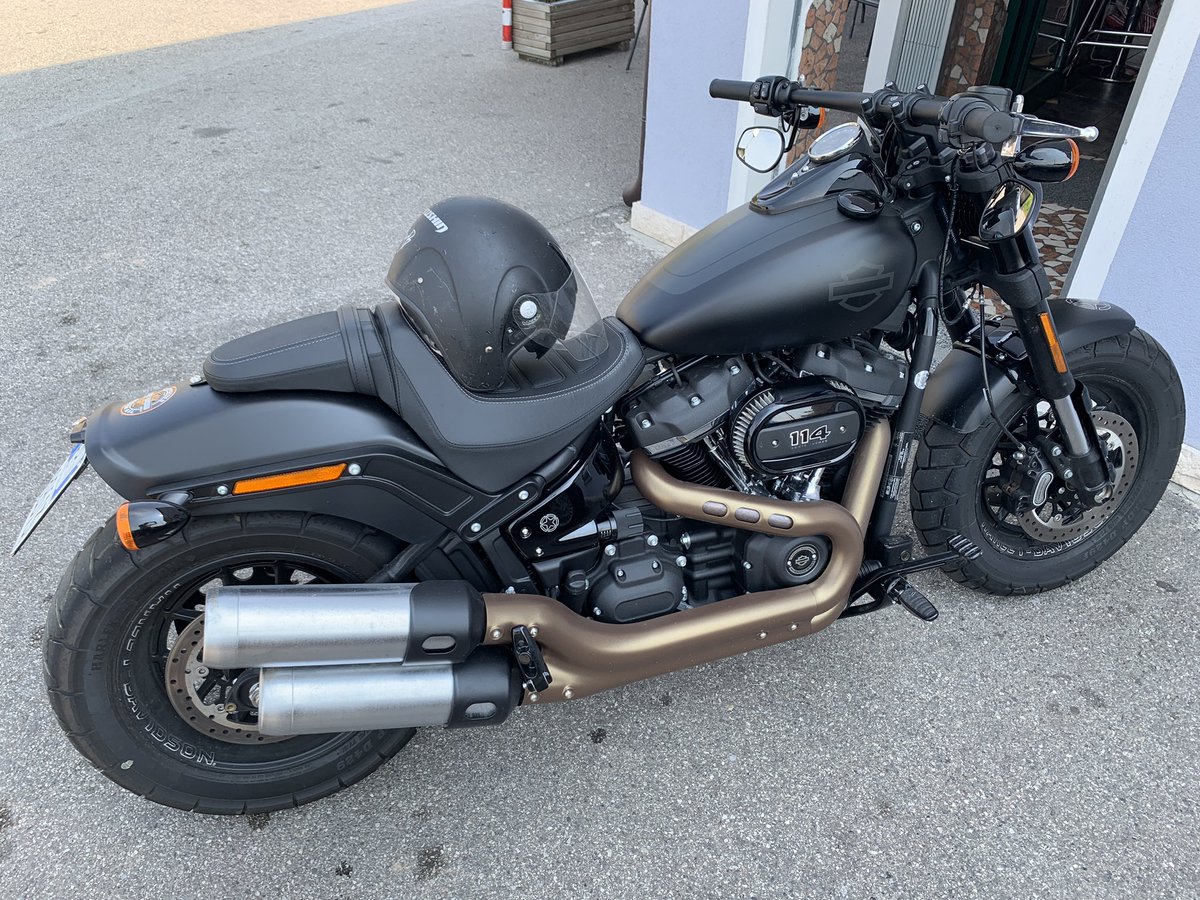 aberton220374's tweet photo. My darkness #harleydavidson #harley #fatbob #mypassion #bikers #life #lifestyle #darkness #harleydavidsonlove #american #style https://t.co/e1Oycc1LUE