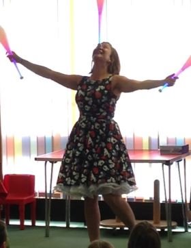 SomersetLib's tweet photo. Thanks to Local Author Damien Boyd, Children’s entertainer Lucy Lost-it and Local Children’s author Sonny Topham who came to #BurnhamLibrary as part of this year's @BOSFest. Enjoyed by all including Library Staff. #LibrariesAndCommunities #LibraryFun https://t.co/yHUR5Jqlv7