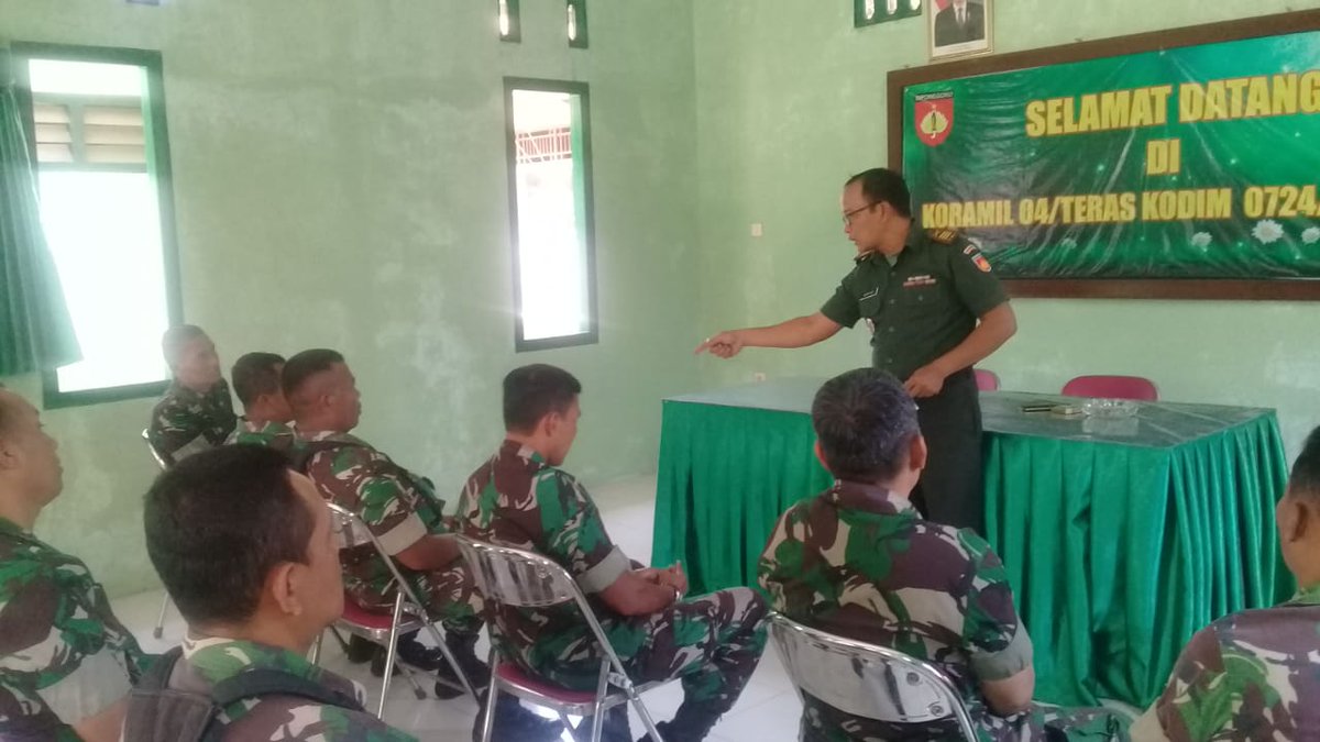 koramil04's tweet photo. Evaluasi kegiatan Agustus ramil 4 teras https://t.co/mBiMnhIuVB