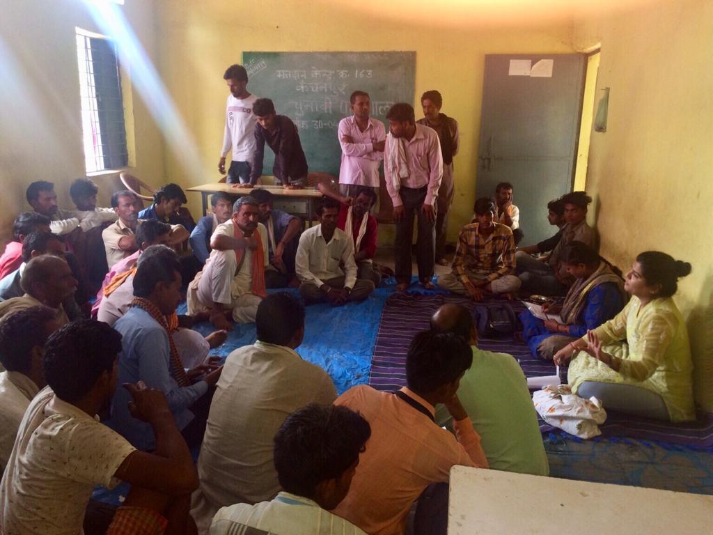 NITIAayog's tweet photo. A major step towards ensuring availability &amp; quality of safe drinking water. 

#AspirationalDistrict Vidisha is building momentum through Gram Sabhas to educate citizens about #bestpractices &amp; bring about a behavioral change. #PipedWaterForAll https://t.co/1kY2kXik8X