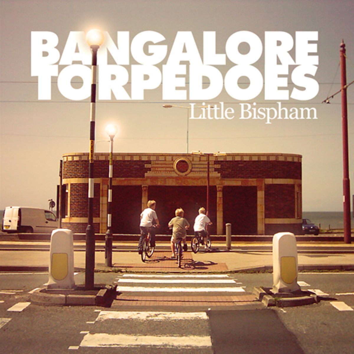 cleveleysnews's tweet photo. Here are just some of our favourite locally inspired #albumcovers.
What are yours?
#CalaGran #LittleBispham #EveningGazette #wyre #Blackpool https://t.co/LPt4vl0AtW