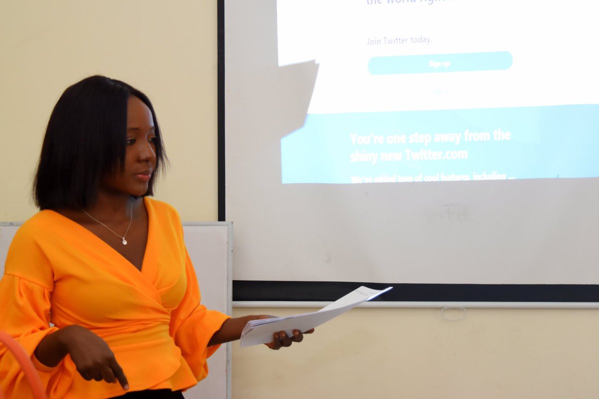 delphina_Agyare's tweet image. Friday the 30th of August 2019, I had a training session for trainers from the Village of Hope and Soronko Academy. I was excited to transfer my knowledge from the International Stem Studio in California (@TGRFound )#stemstudio