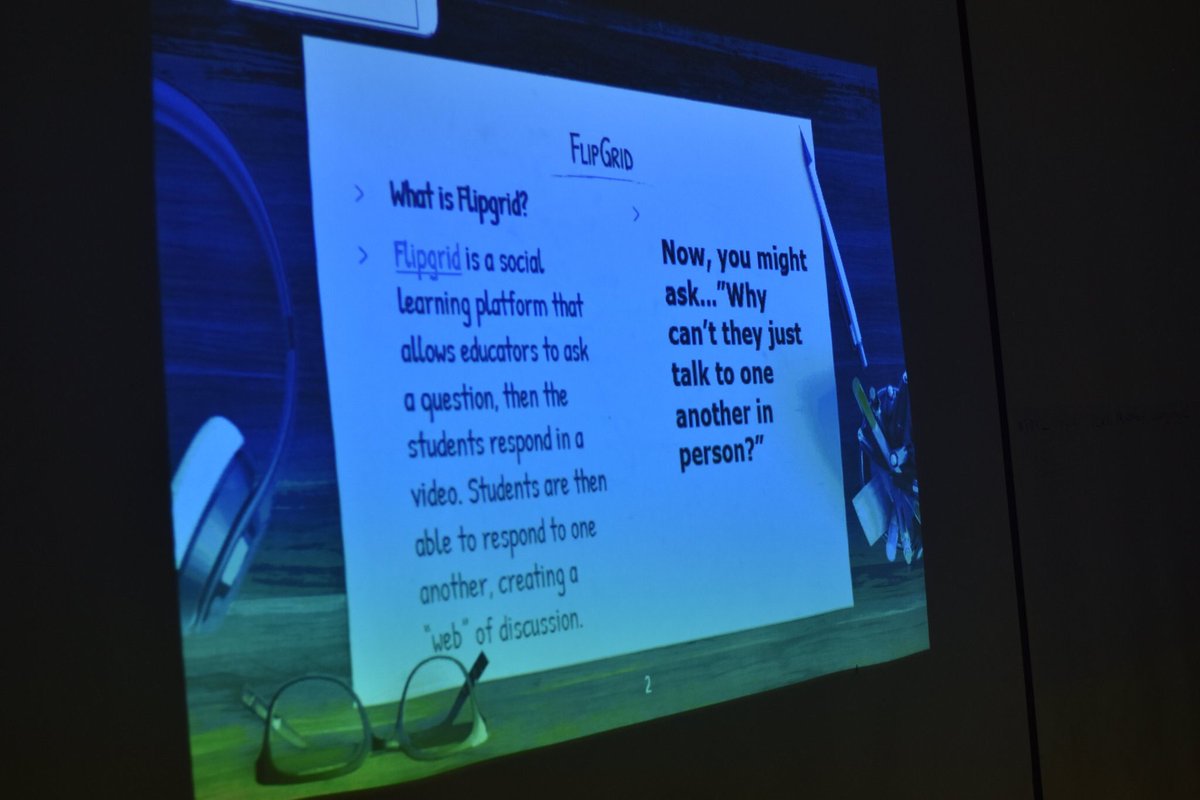 delphina_Agyare's tweet image. Friday the 30th of August 2019, I had a training session for trainers from the Village of Hope and Soronko Academy. I was excited to transfer my knowledge from the International Stem Studio in California (@TGRFound )#stemstudio