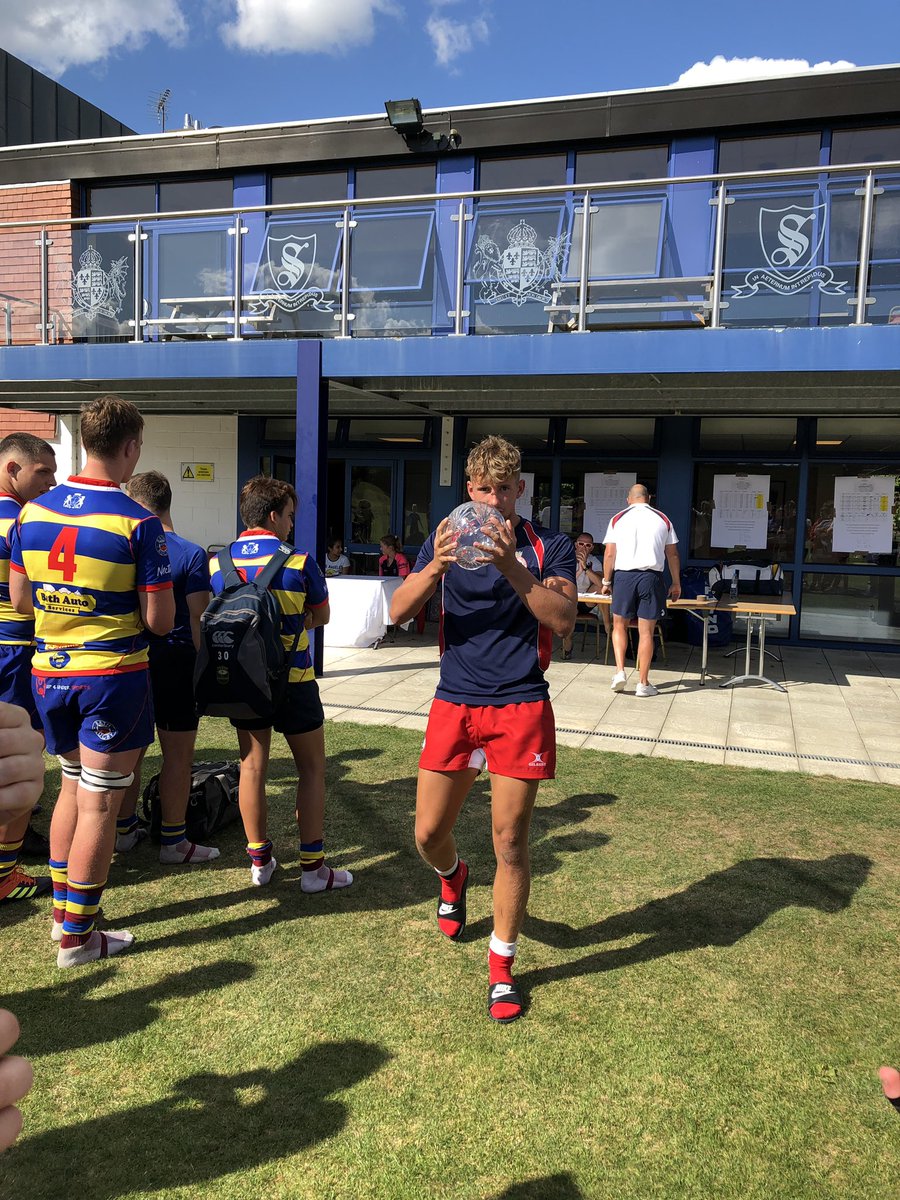 Mr. Sam Hewick tweet media