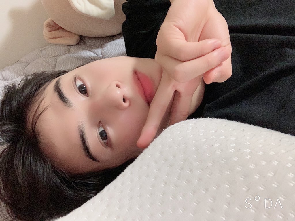 eunwoo3330's tweet photo. コンカより
ウヌくん｢最後までイリムとして頑張ります。見守ってください^^
ドラマ終わったら会いたいロハ
沢山会えるよう僕も努力します！｣

疲れてるでしょ？休んでいいんだよ？なんでそんなに優しいの素敵なの😭😭😭😭 https://t.co/KFLyVrZOdj