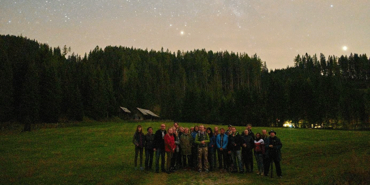 CEETOInterreg's tweet photo. Star hike around the Preber Lake at UNESCO Biosphere Reserve Salzburger Lungau - on August 28th the guide Othmar Ortner showed the participants the magical world of the night and explained the problem of light pollution. #ceeto #sustainabletourism 
https://t.co/yTrsmYNasK https://t.co/xUEkcJh1Ie