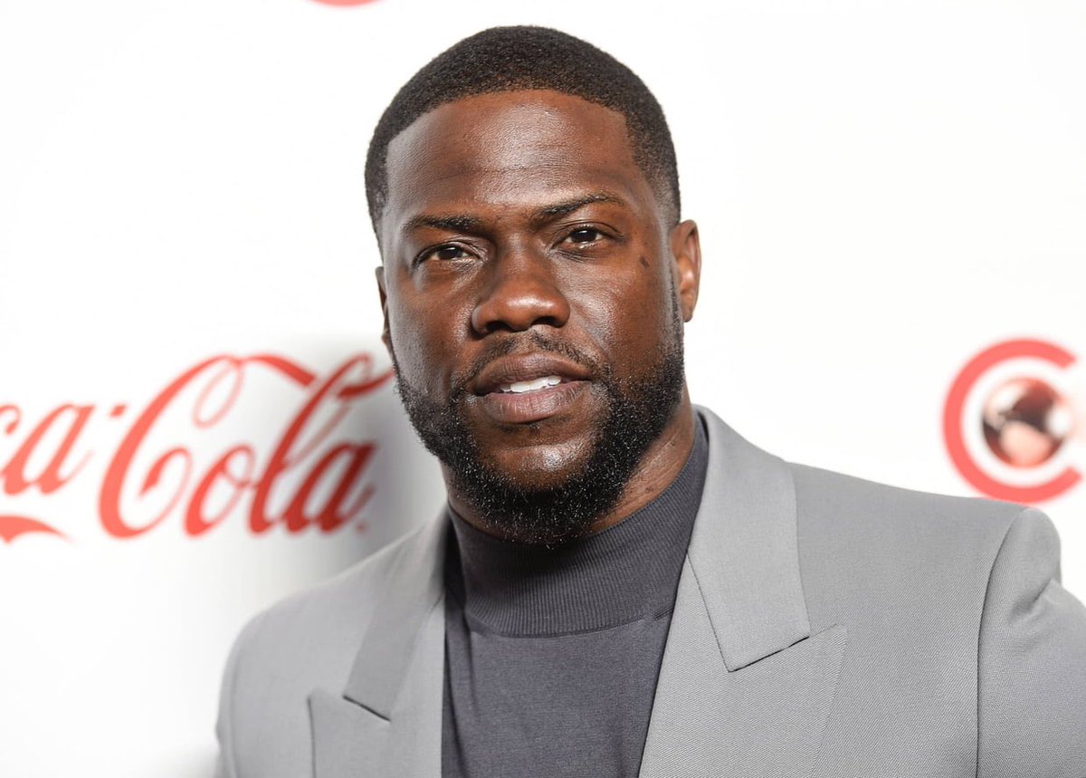 RMoukila's tweet photo. L'acteur américain Kevin Hart sérieusement blessé dans un accident de voiture. L'acteur américain a été hospitalisé hier dans une clinique de la ville selon les autorités californiennes. https://t.co/cCYujVtf1H