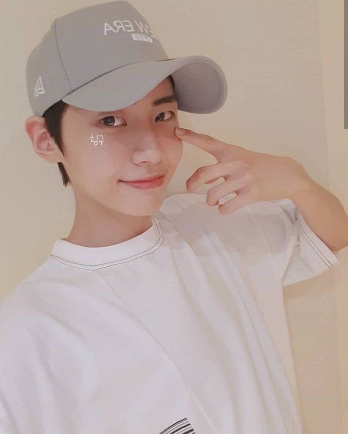niccolab_id's tweet photo. ⚠ GIVE AWAY!!! ⚠ BANTU RT GAES 🙏
Karena aku lagi bahagia dengan foto Weishin ini, aku mau GA pulsa 10k untuk 2 orang pemenang.

Syarat:
-RT
-Likes
-Follow (ga wajib, tapi nanti auto folbek kok ♡)

Pemenang akan diumumkan besok malam/lusa. 
Good luck! 🍀 https://t.co/Ds1jf1MQHg