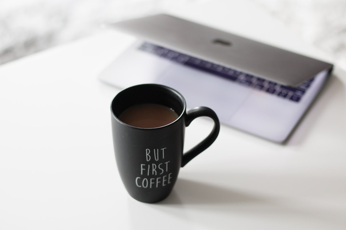 TweetsbyGlobe's tweet photo. ¡Hola #septiembre! 👋

¿Qué #propósitos tenéis este "curso"? Nosotros, sin duda, trabajar sin parar 📞💻📑 y lograr los objetivos de nuestros #clientes. 

¡Feliz inicio de #semana! 😘

https://t.co/fbITRTiHTq https://t.co/6Js941XE2w