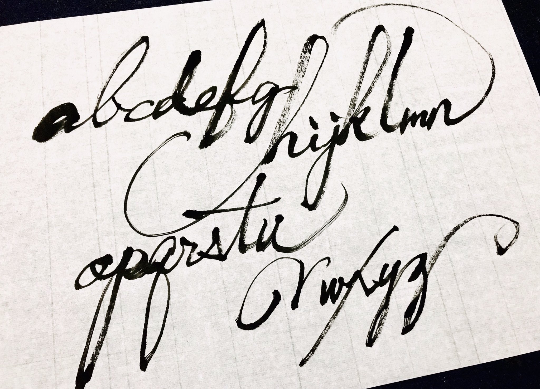 字描きの江島史織です なんとなくabc筆記体ー よくわからなくなってきたので終わりです 笑 T Co L6ylahkyf6 Twitter