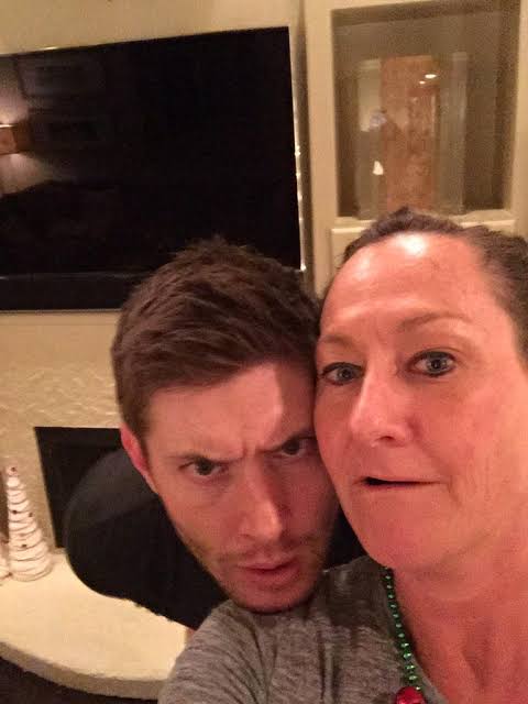 His own aunt is gay and she herself said this not long ago.This alone proves he's not a homophobe but I'll continue this thread because people like to keep forgetting some facts.