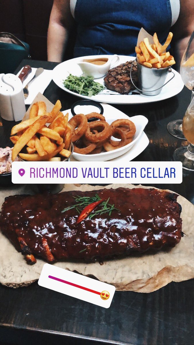 Ribs, Onion Rings, Steak, Chips 😍🤤 What more could you ask for? #Londonfood