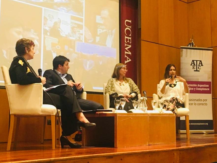 WomenCompliance's tweet photo. Las #WiCAr @titarules del @BPResponde y @MMonacci estuvieron en @UCEMA_edu convocadas por @AAECOMPLIANCE para debatir sobre #Govcorp #Compliance & #RiskAssesment https://t.co/kJ70d5VjjI
