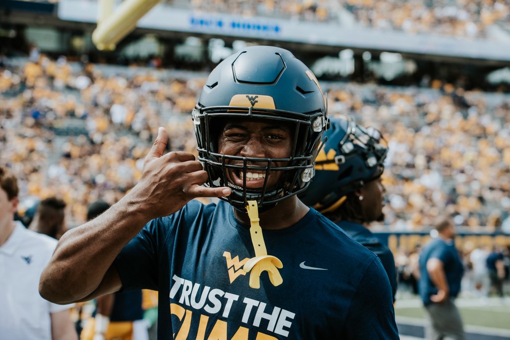 WVUfootball's tweet photo. Victory Monday 💪🏾

#TrustTheClimb | #HailWV https://t.co/6okZRXQWLy