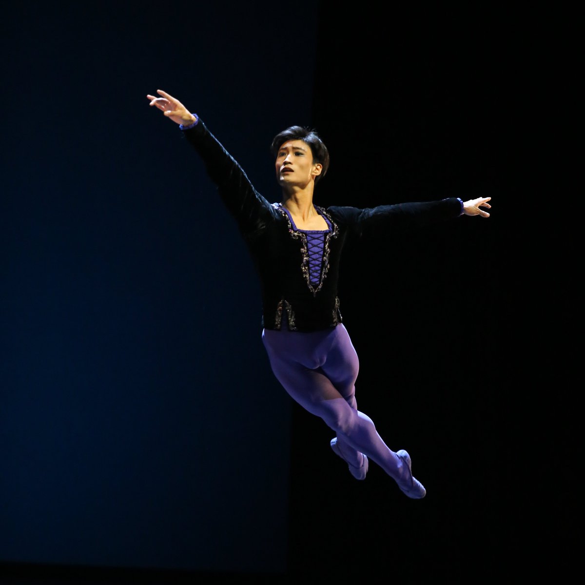 La pulcritud y delicadeza de <a href="/MNunezOfficial/">Marianela Núñez</a> se sumó a la expresividad del astro volador #KiminKim 
Mi análisis de las galas <a href="/IBStage_BCN/">Ibstage</a> en el <a href="/Liceu_cat/">Gran Teatre del Liceu</a> #ballet
lavanguardia.com/cultura/201909…