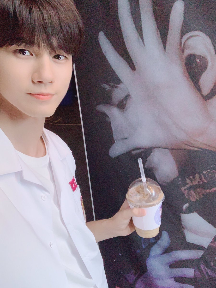 [💕] 위로들이 쏘는 커피 잘 마셨주누🙌 #열여덟의순간 #최준우 곧 만나요!

#옹성우 #ONGSEONGWU