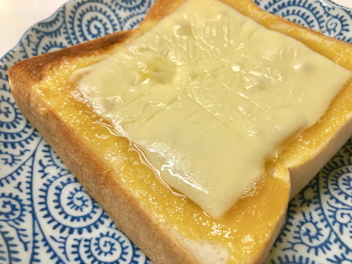 セブンにあるものでやっばい美味い高カロリートーストが完成してしまった！