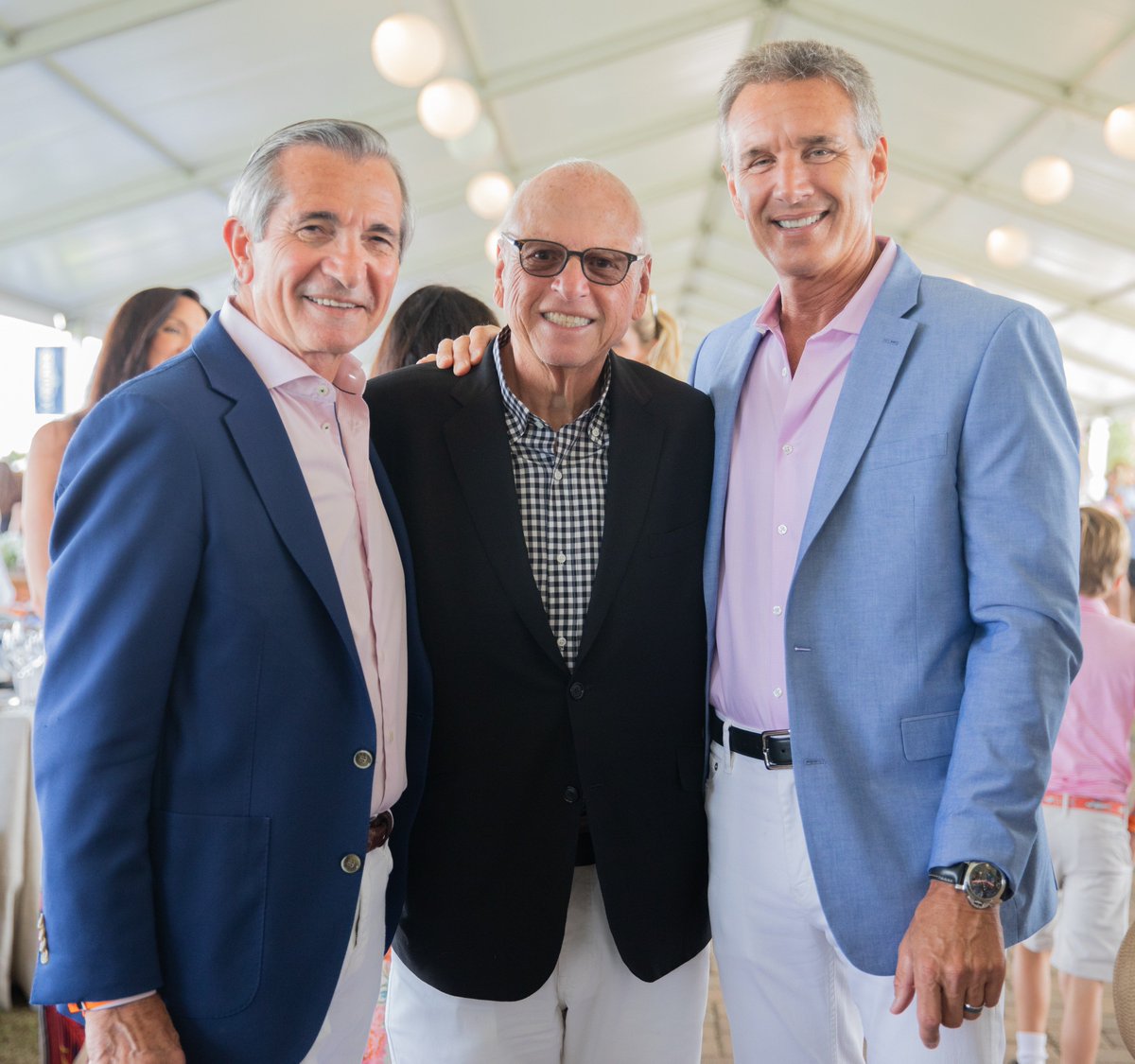 DouglasElliman's tweet photo. Hampton Classic Grand Prix Sunday ๐ For the 23rd year Elliman was a a premier sponsor of the #HamptonClassic, hosting agents & clients ringside for a week of thrills culminating in Grand Prix Sunday. Congratulations to winner Mario Deslauriers riding Baldorina. #EllimanClassic https://t.co/q9kil7Vn43
