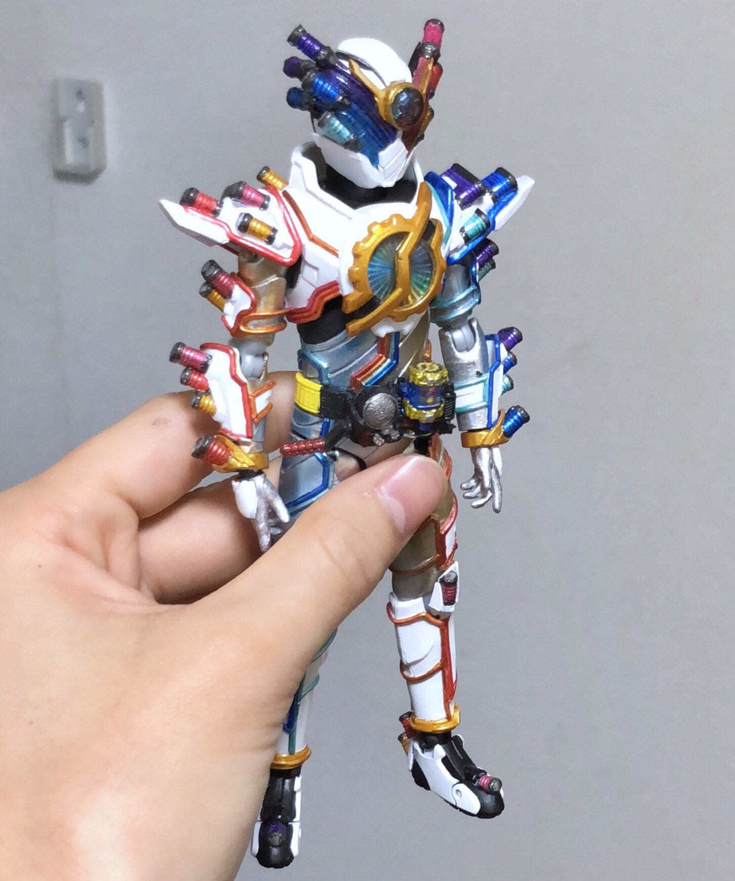 تويتر 鱈井ゆう على تويتر フィギュアーツ仮面ライダービルドジーニアスフォームを手にとって眺めてにやけるだけの簡単なお仕事 T Co 576jroo2vj
