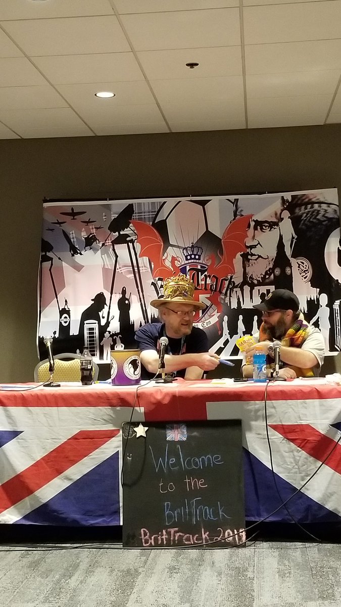 Y2Krankor's tweet photo. .@brittrack Robbie In The Too Many Hats #DragonCon2019 https://t.co/LjDABTHImB