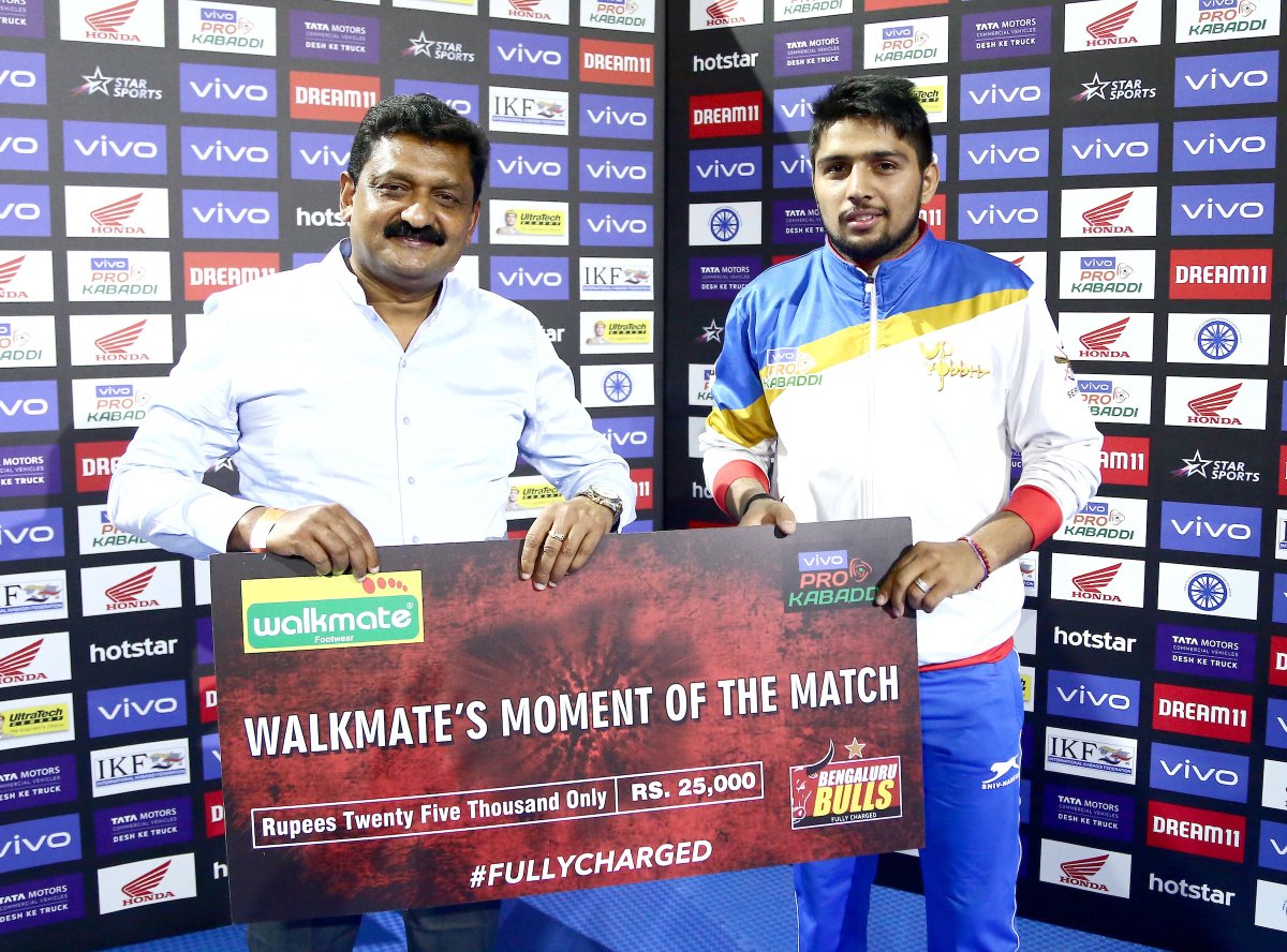 UpYoddhas's tweet photo. Moment of the Match: Nitesh โก ๐
#SaansRokSeenaThok #YoddhaHum #IsseToughKuchNahi #GMR #VIVOProKabaddi #KhelKabaddi #UPvKOL https://t.co/dO29wEs3BS