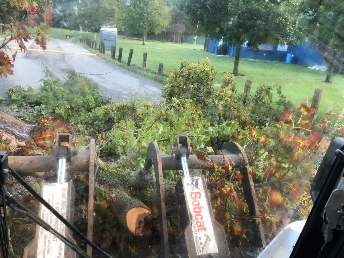 DJDacPHX's tweet photo. No days off for the grounds crew, storm clean up this morning... ps, if you see cones in the middle of the road that’s usually a sign that the roads closed 😉 #lifelessons @wcsdistrict #itsworthit #wcsgrounds @worthington_EA https://t.co/yy72BEPvAZ