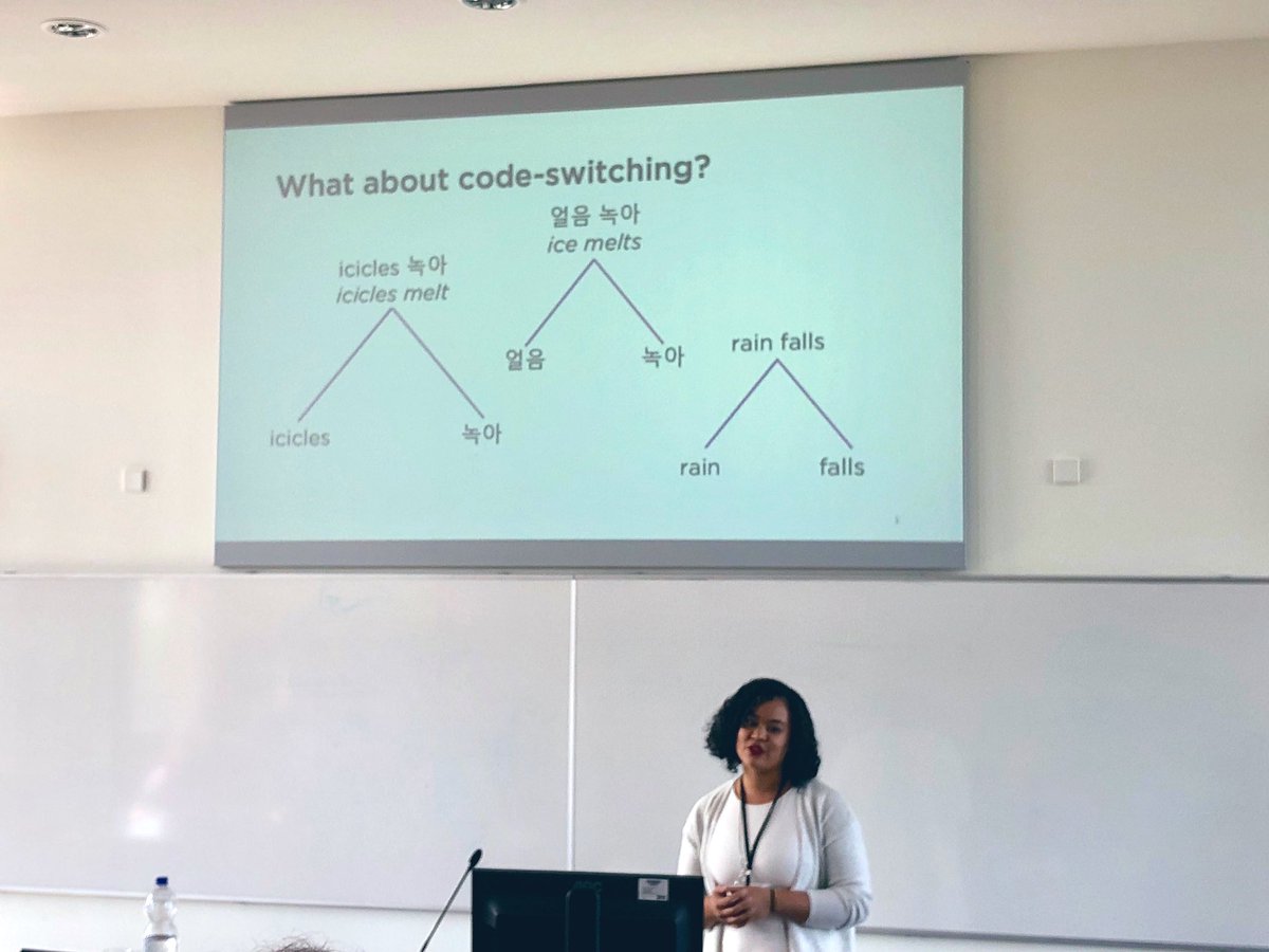 sarahlinguist's tweet photo. Thank you #COM2019 for giving me this opportunity to present work with @liinapy on #codeswitching 💜 📸: @ludoserratrice https://t.co/rfQfdJIYlJ