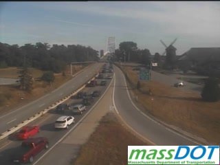 RobHakala's tweet photo. And so it begins! #CapeCodTraffic #MATraffic getting busy leaving the Cape. https://t.co/oDJQfpvGbK