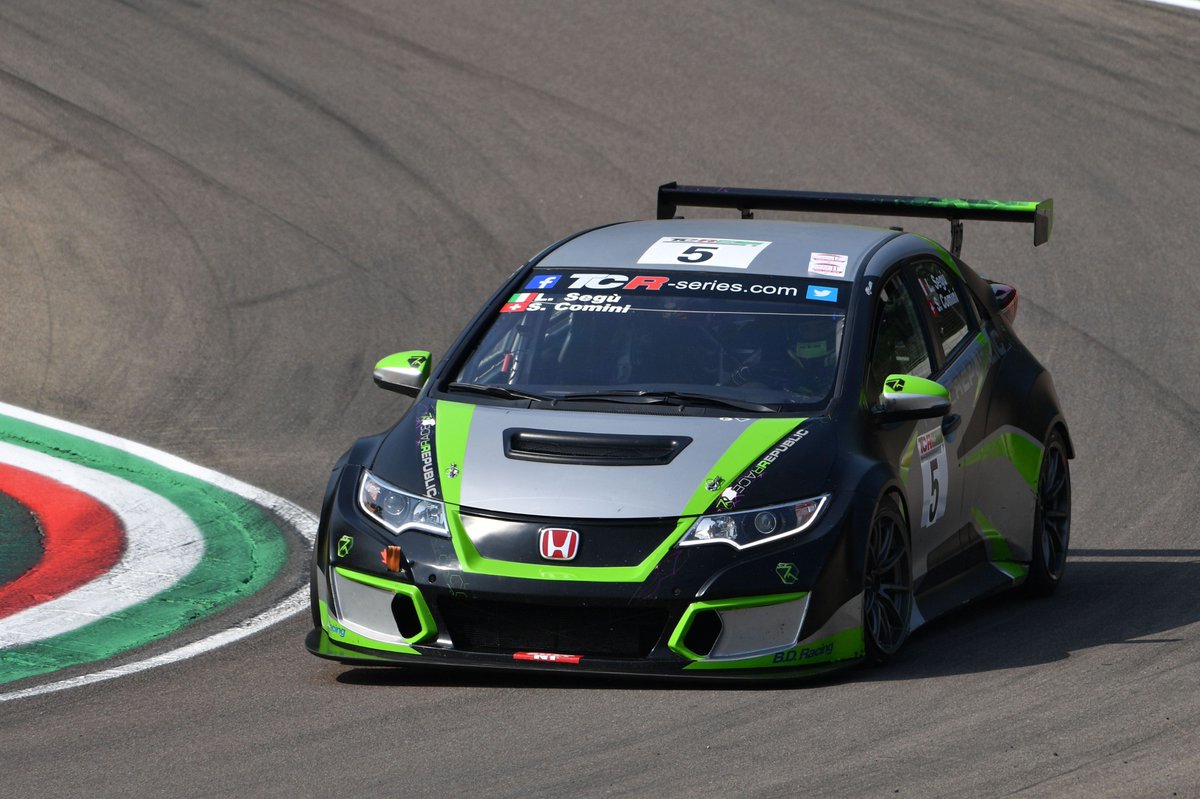 JASMotorsport's tweet photo. - Wall Racing close to Australian win ✅
- Points finishes in TC America ✅
- Comini comeback in TCR Italy ✅

Full weekend round-up from the Honda Civic Type R TCR teams competing across the 🌍 last weekend ➡️https://t.co/D4rr2WOvNn https://t.co/ClNxaJuriE