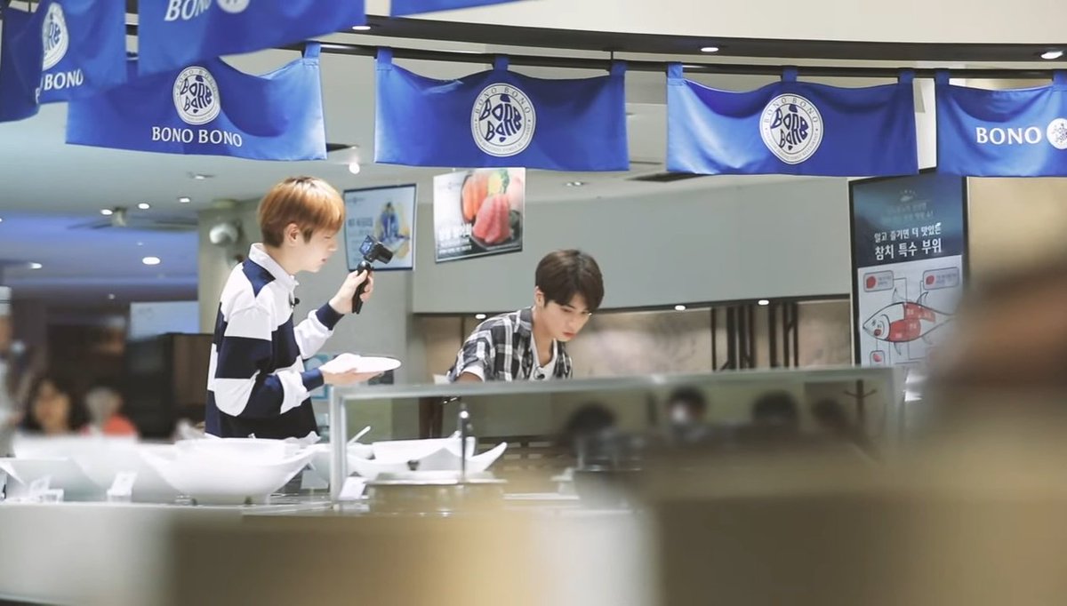 fluffyeonbin's tweet image. the height difference between soobin and taehyun please it's cute