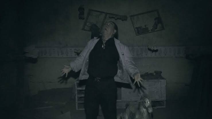 人間食べ食べカエル Secreto Matusita 呪われた 松下さん家の探索パートで徐々に恐怖を高めながら 豪快な松下式ポルターガイストや 松下さん家のゴーストに取り憑かれた人の額にデカデカと 死 という文字が刻印されたりと良い具合にハッタリかまして