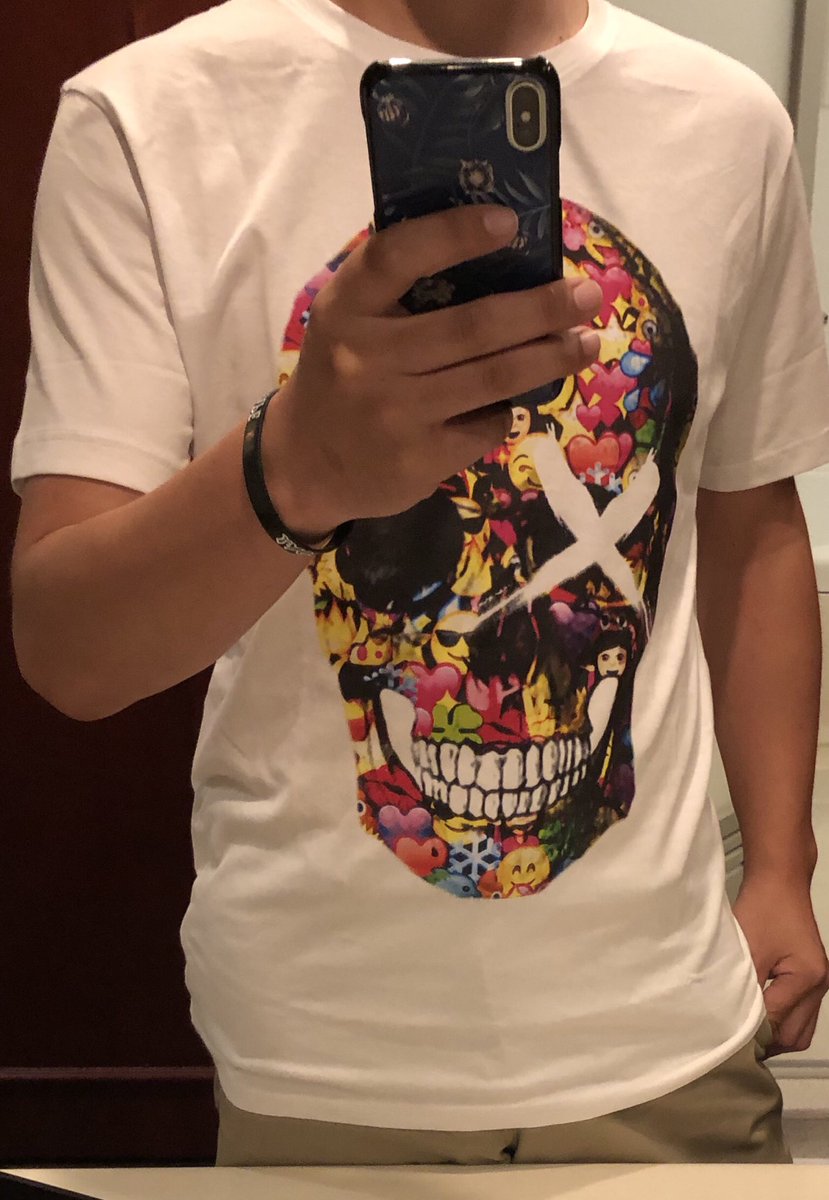 TC46mst's tweet photo. やっと届いたのーん!
着心地良くてますます好きになる。
他のヤツも欲しくなってきた!
#forwardmilano https://t.co/iYDsSKRTec