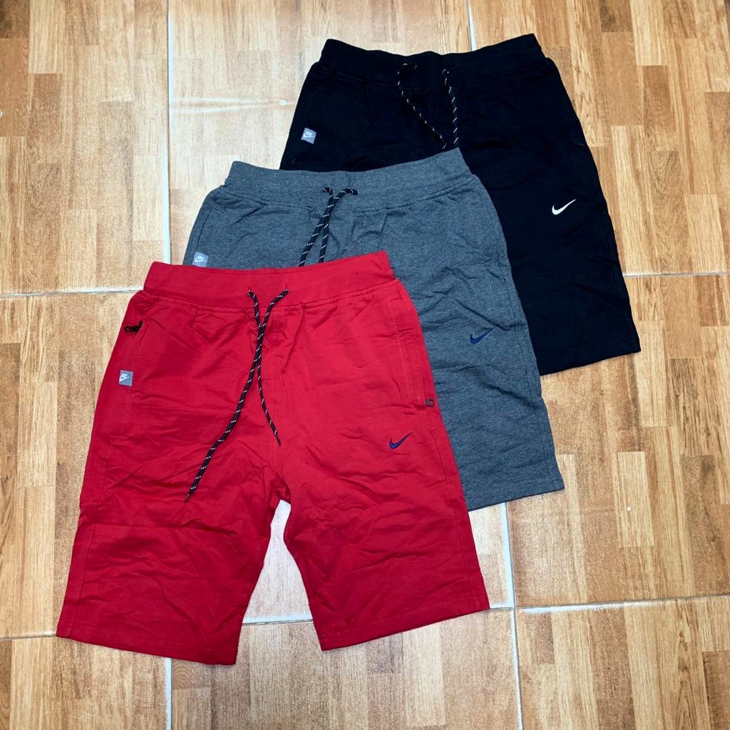 Shorts now available in storeIn this month of September, you have to dress oooo, look good and pepper demPrice: 10k each Sizes: M- 3xLJust send a Dm to order.We deliver worldwide, pls help Rt